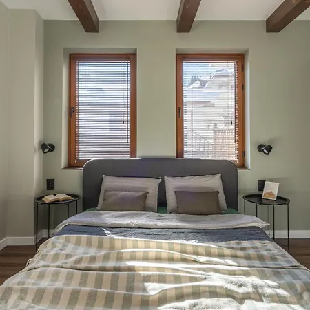 3 спални - електрическо подово отопление - бърз Wifi - веранда - в гората - Warm Forest Nest Appartement