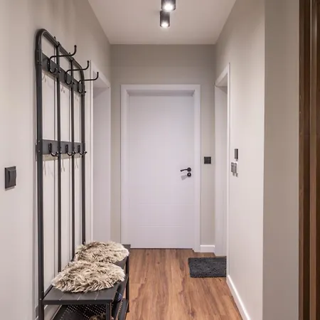 Appartement 3 спални - електрическо подово отопление - бърз Wifi - веранда - в гората - Warm Forest Nest *