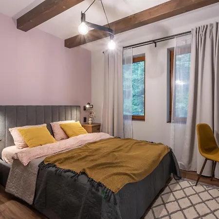 3 спални - електрическо подово отопление - бърз Wifi - веранда - в гората - Warm Forest Nest * بامبوروفو